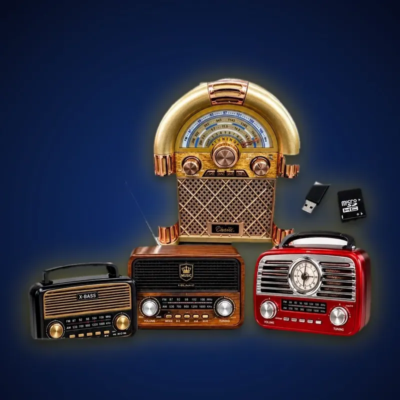 Rádios retrô: o jukebox dourado, um preto, um de madeira e um vermelho, com pendrive e cartão de memória